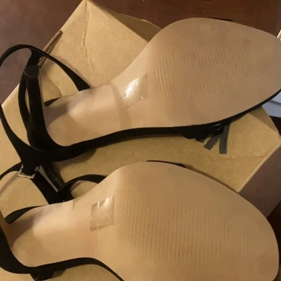 Sosa black stiletto heels NWOT - Picture 2 of 3